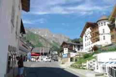102-0201_IMG
